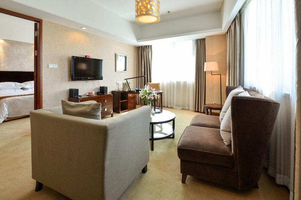 Zte Hotel 4*